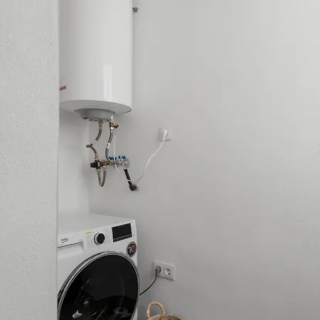 아파트 Bella Penthouse 에스테포나