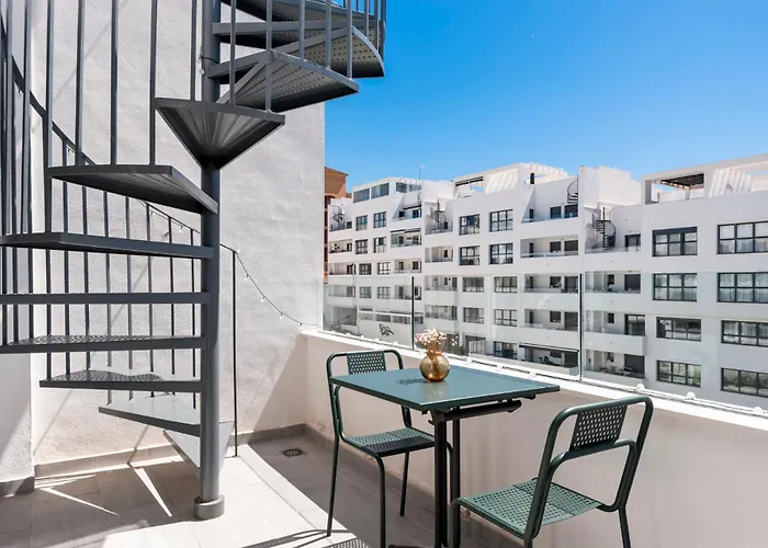 Bella Penthouse Apartamento Estepona